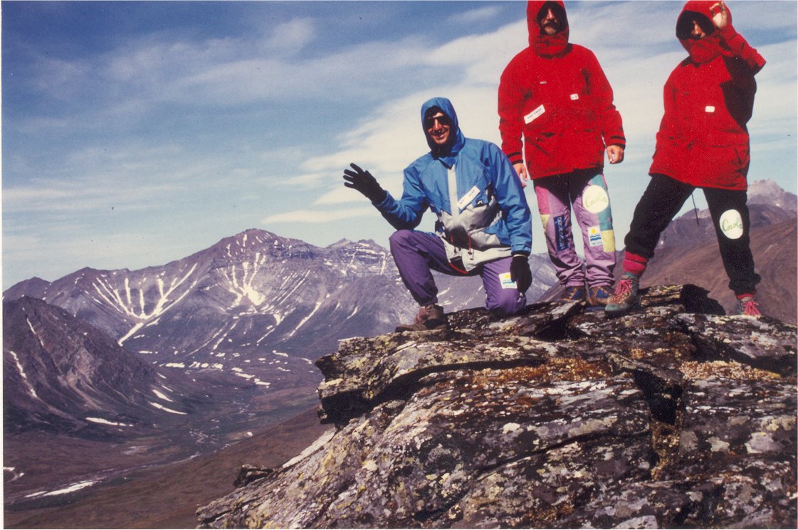 phot_group_pic_salmon